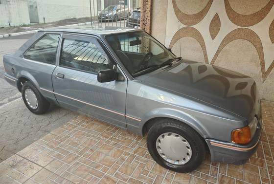 FORD ESCORT 1.0 HOBBY 8V GASOLINA 2P MANUAL FORD ESCORT 1.0 HOBBY 8V GASOLINA 2P MANUAL